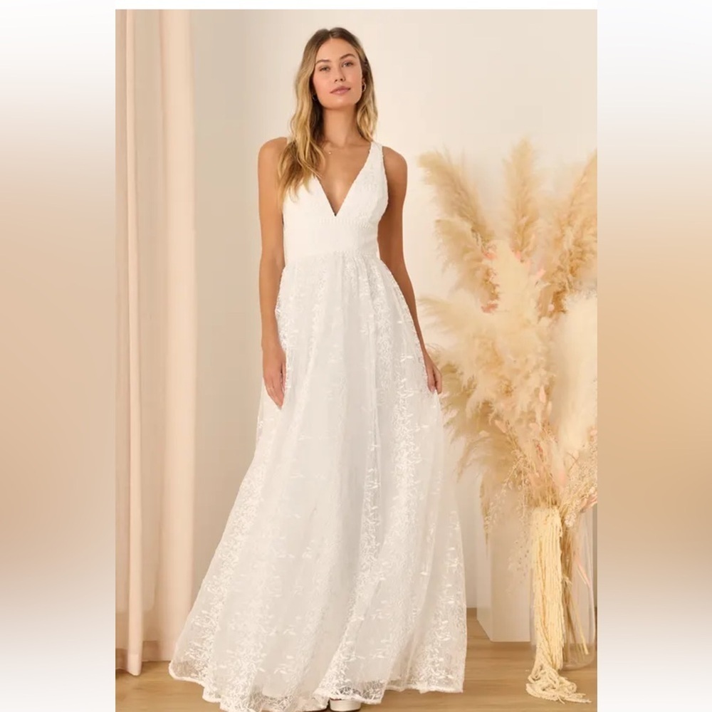 Lulus Sweetest Beloved White Mesh Embroidered Sleeveless Maxi Dress Size Small